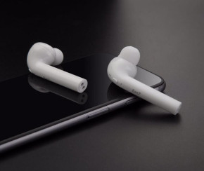 Безжични слушалки BLUETOOTH AIR PODS TWINS за Apple iPhone 7 4.7 / Apple iPhone 8 4.7 / Apple iPhone 7 Plus 5.5 и други бели